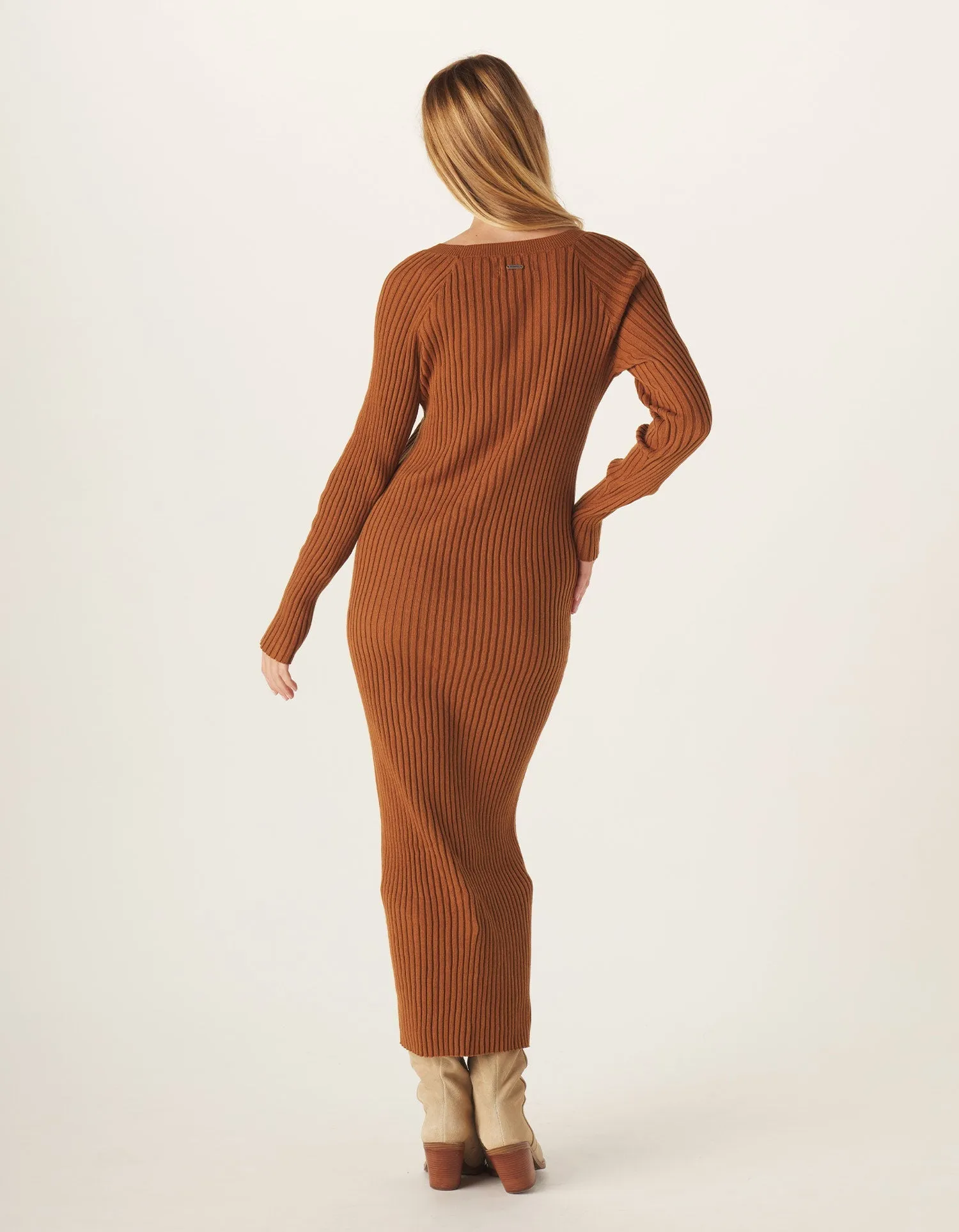 Ava Ribbed Maxi Dress in Clay