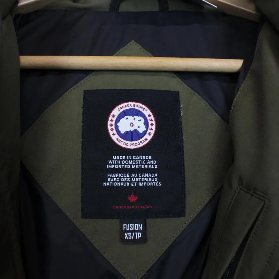 Canada Goose Wyndham Parka Down Jacket XS