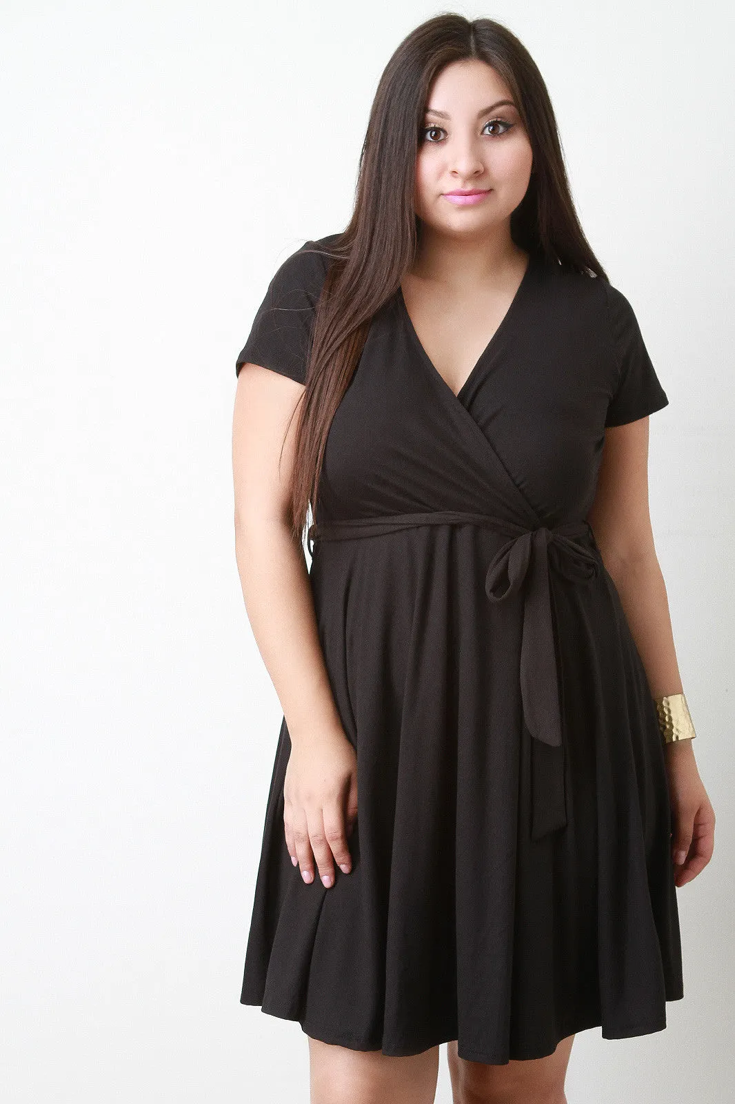 Casual Surplice Shortsleeve Skater Dress