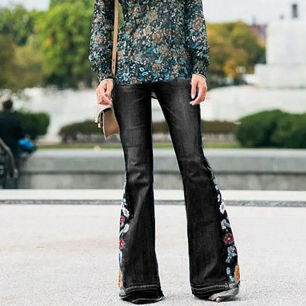 Embroidered Stretchy Bell-bottoms Jeans