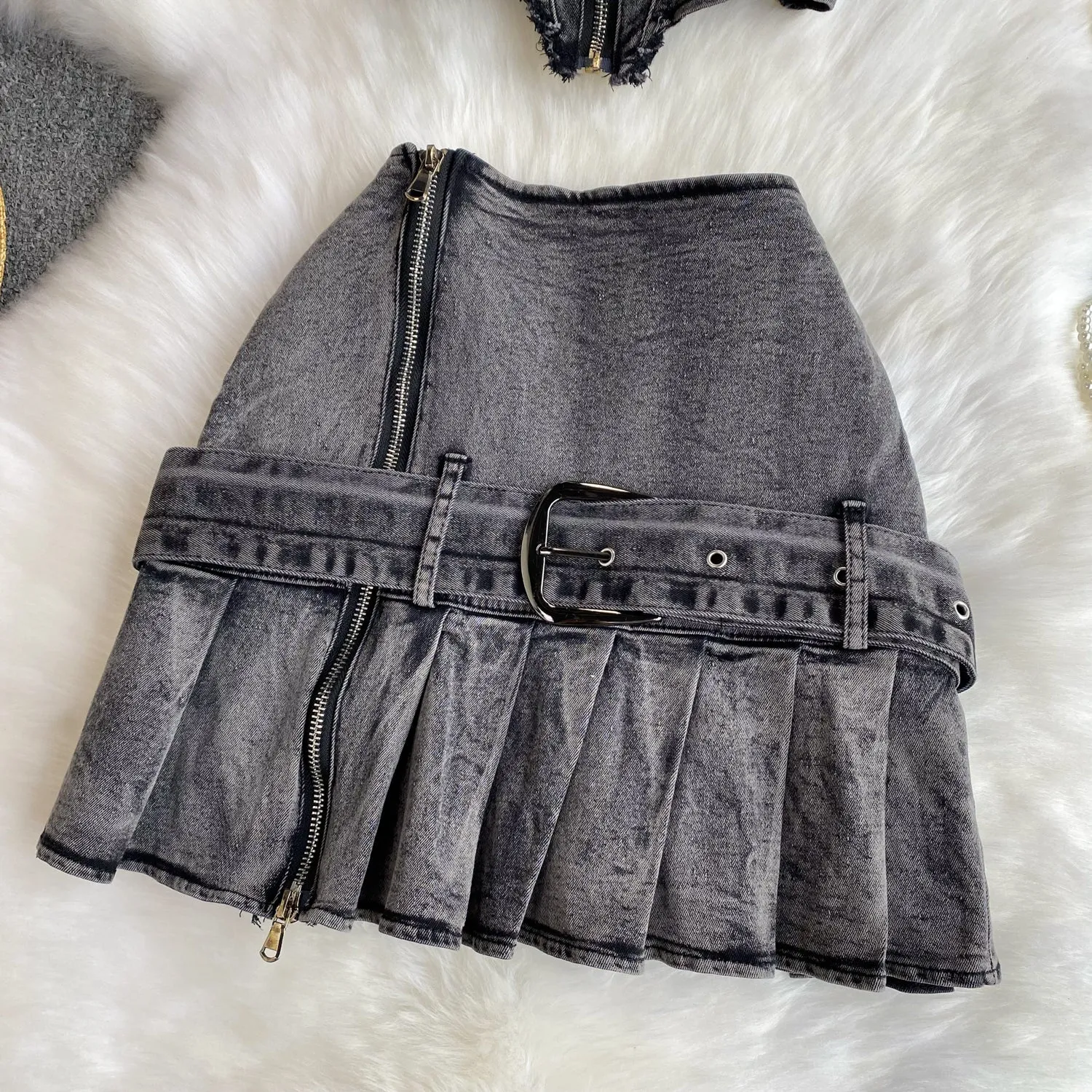 Girlary-shop concert outfit dress to impress Hot Girl Fried Street Suit Women's Ins Wear American Slim Irregular Tube Top Vest Denim Pleated Skirt