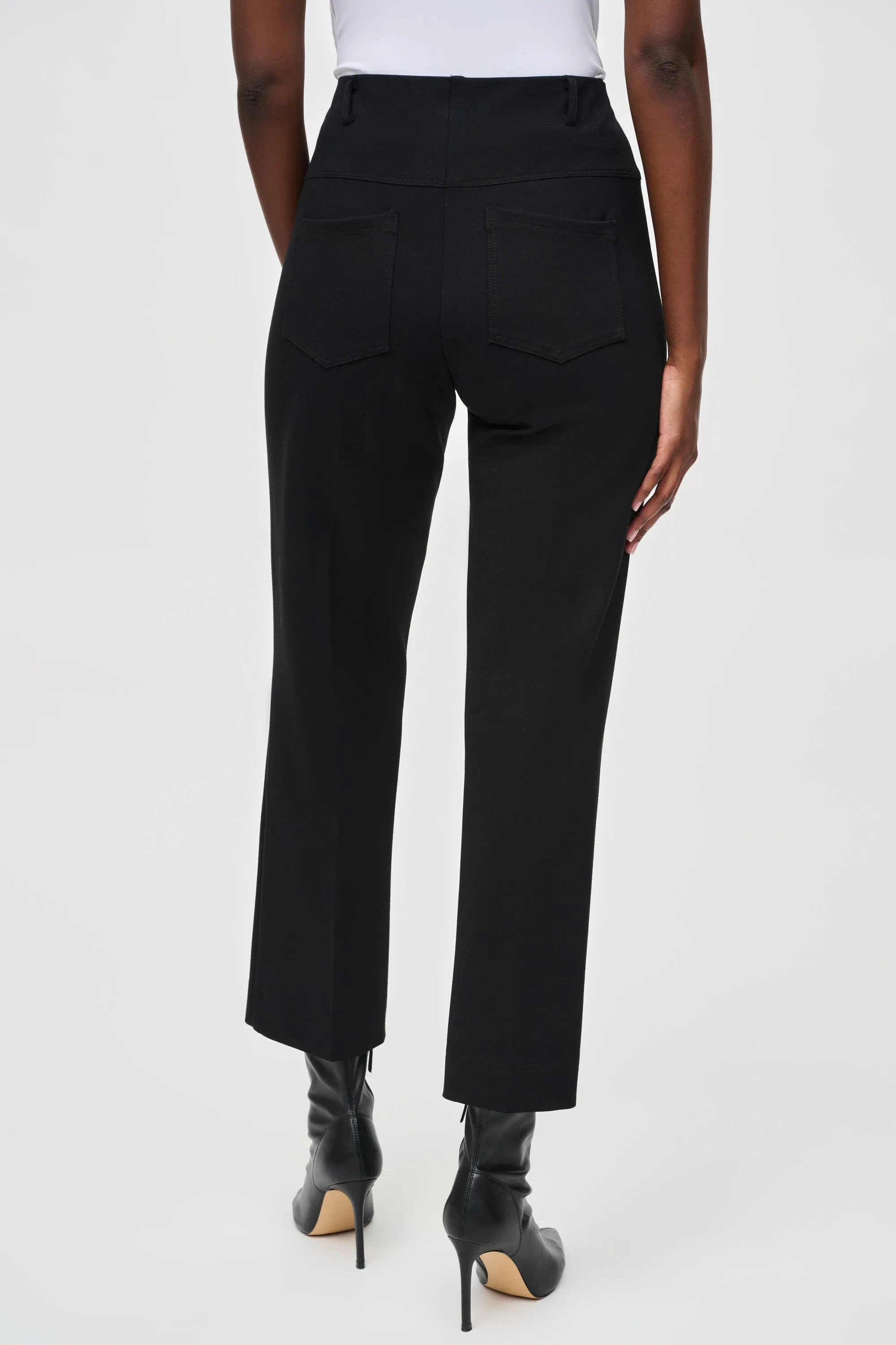 Heavy Knit Straight Pull-On Pants
243049
Hots/Magazine Style