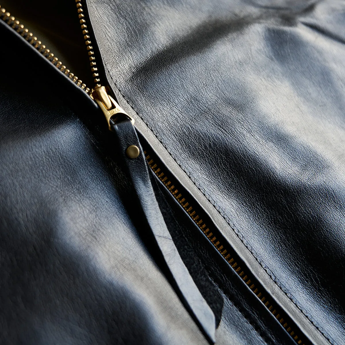 No.410 Raglan Jacket Horsehide | Black/Olive