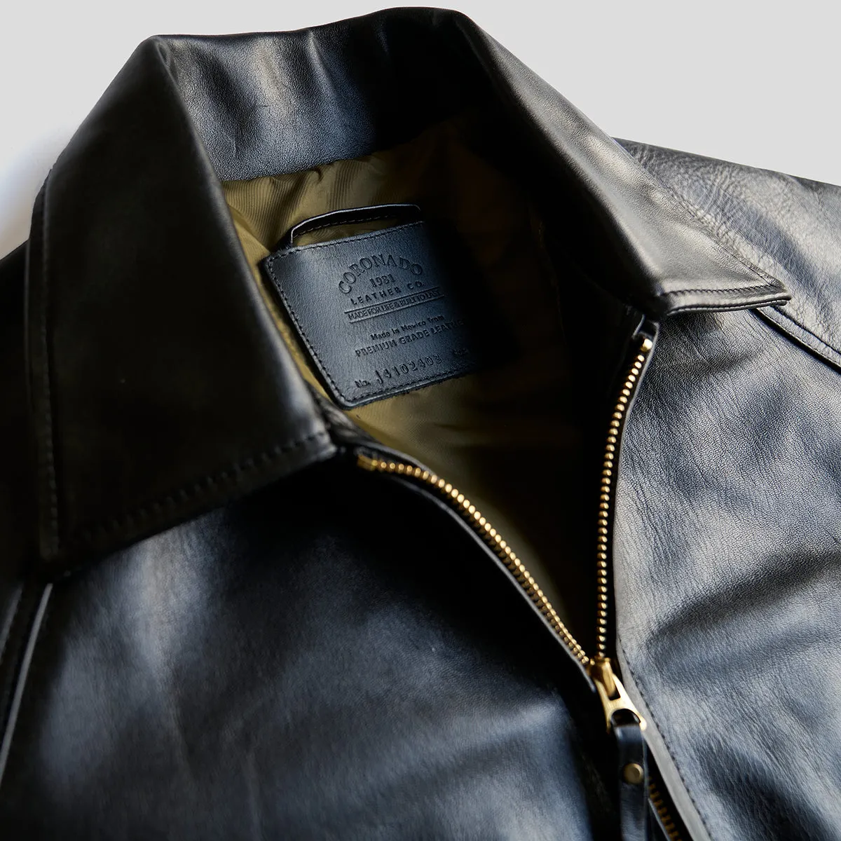 No.410 Raglan Jacket Horsehide | Black/Olive