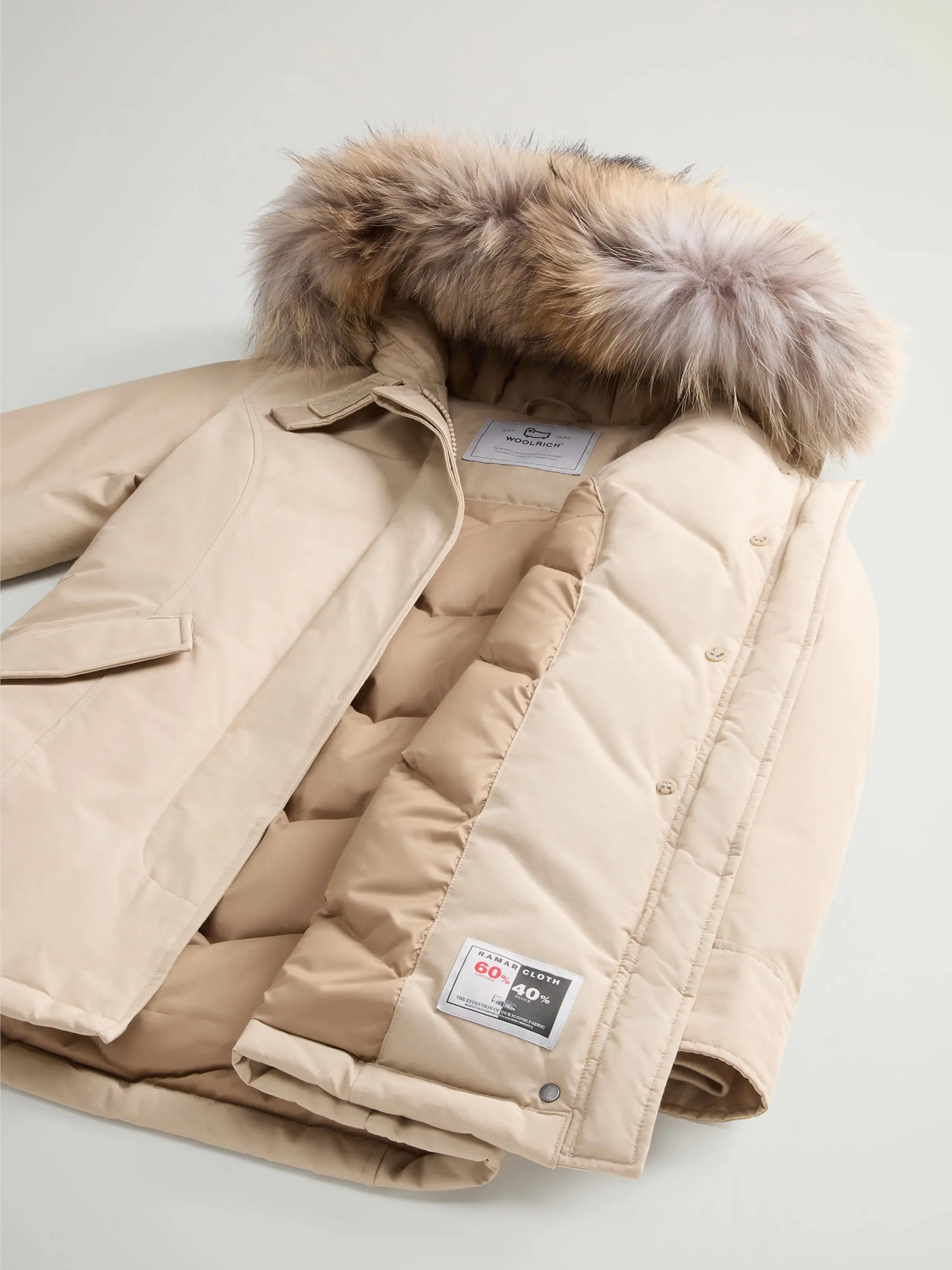 Parka Arctic con Cappuccio in Raccoon Beige