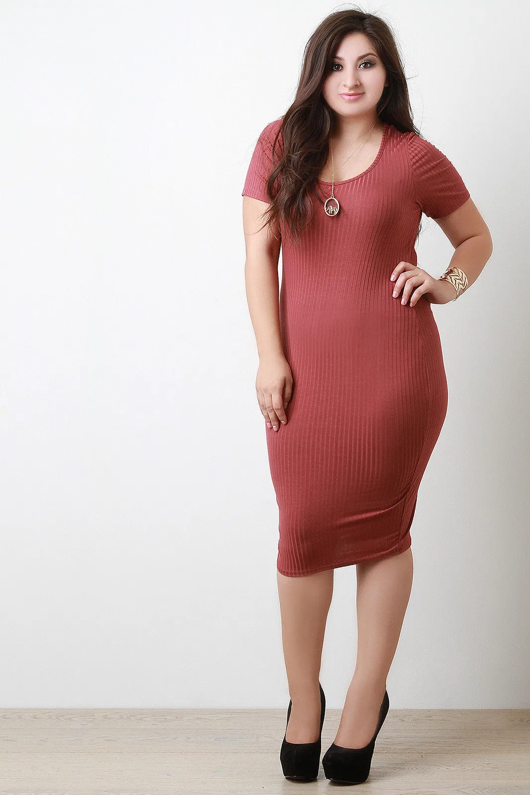 Ribbed Knit Cutout Back Zipper Short Sleeves Bodycon Dress